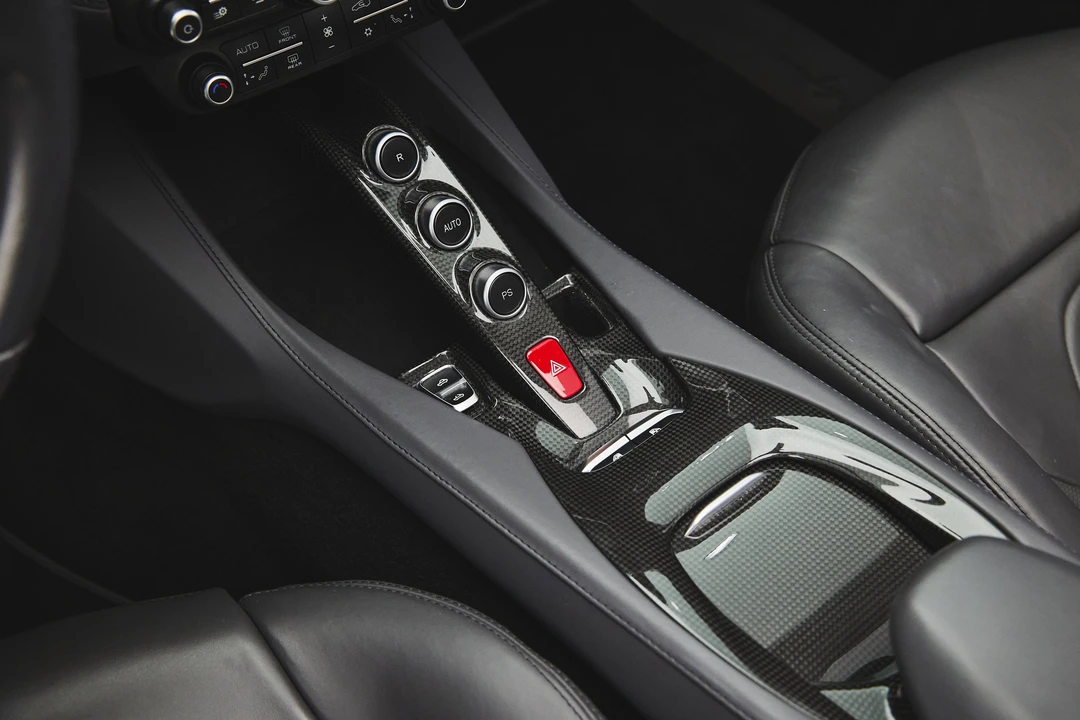 2019 Ferrari Portofino - Image 24 of 31