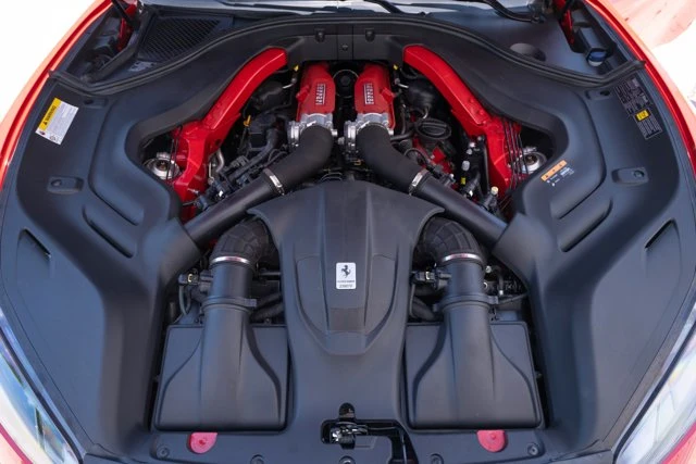 2019 Ferrari Portofino - Image 12 of 31