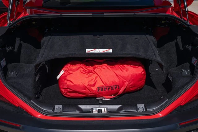 2019 Ferrari Portofino - Image 25 of 31