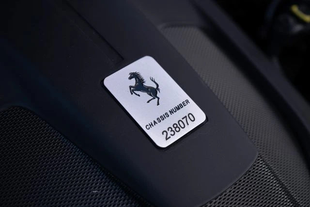 2019 Ferrari Portofino - Image 15 of 31