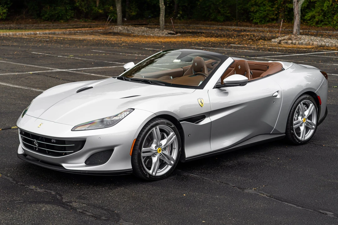 2019 Ferrari Portofino - Image 2 of 31