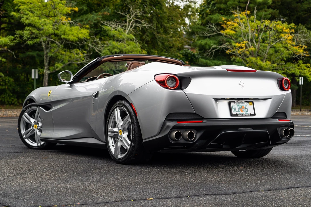 2019 Ferrari Portofino - Image 17 of 31