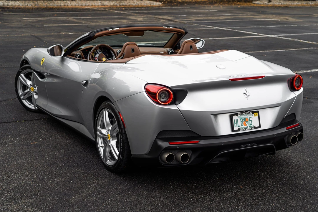 2019 Ferrari Portofino - Image 16 of 31