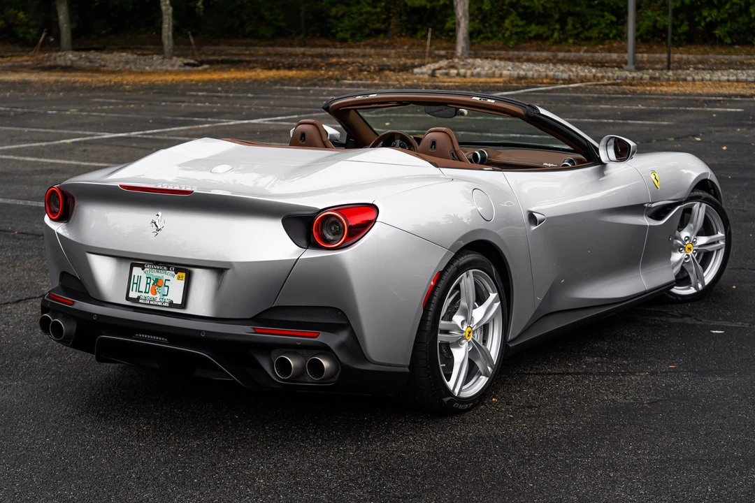 2019 Ferrari Portofino - Image 12 of 31