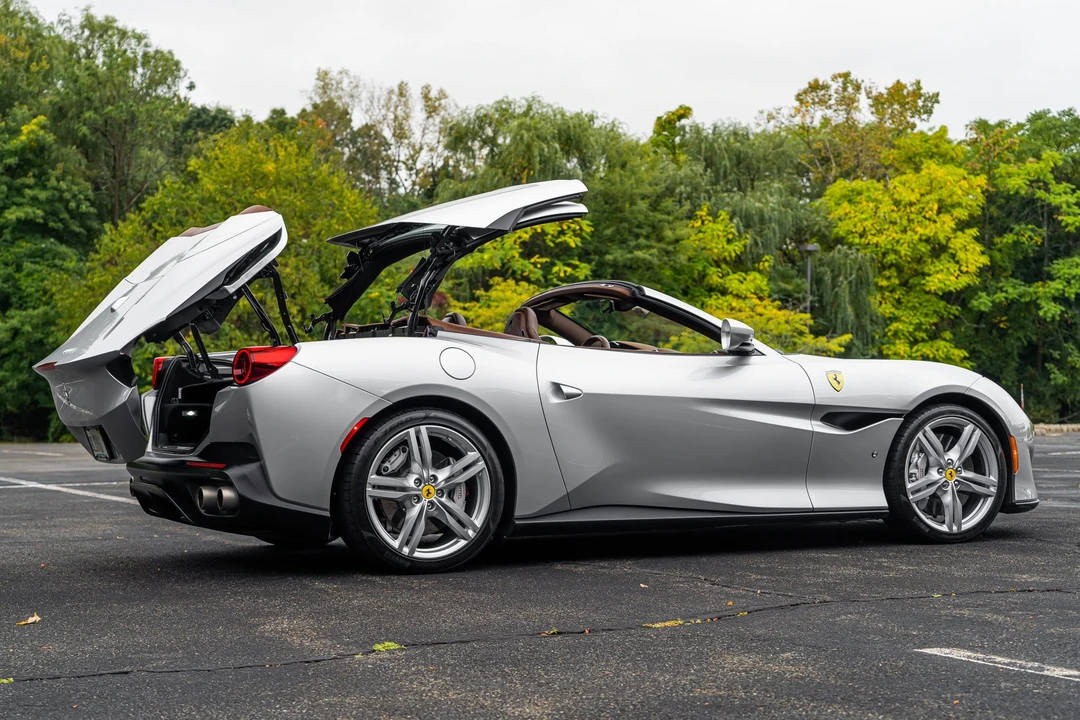 2019 Ferrari Portofino - Image 23 of 31