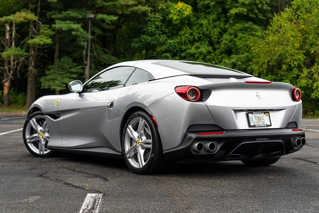 2019 Ferrari Portofino - Image 25 of 31
