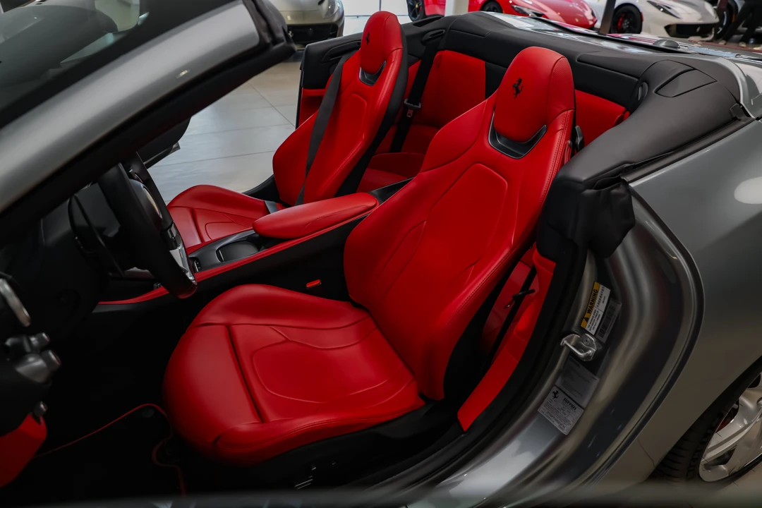 2019 Ferrari Portofino - Image 11 of 31