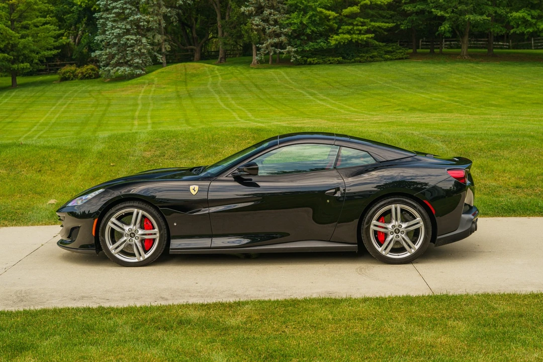 2019 Ferrari Portofino - Image 8 of 31