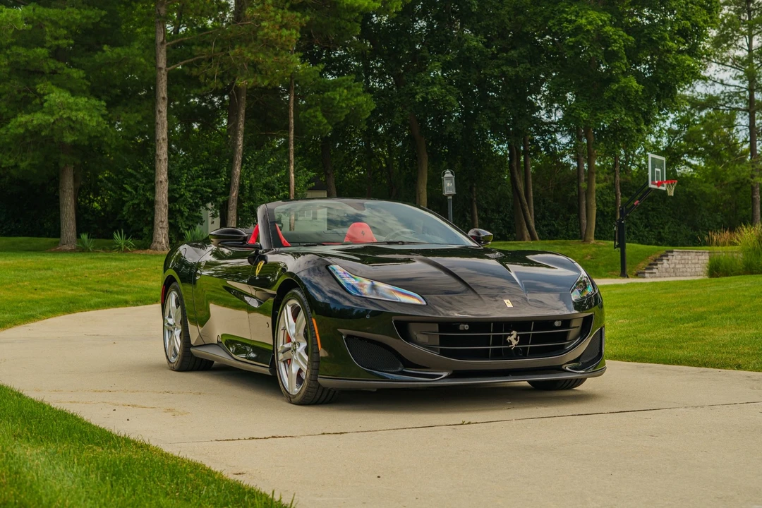 2019 Ferrari Portofino - Image 13 of 31