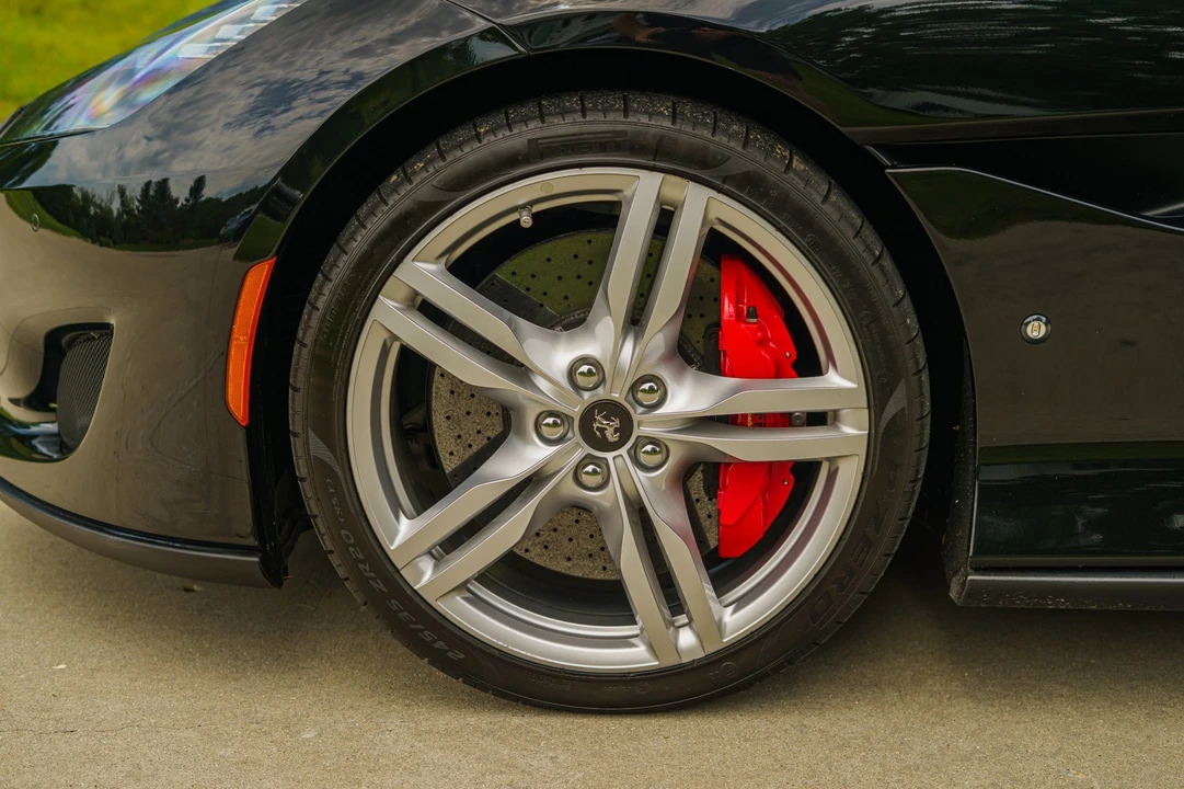 2019 Ferrari Portofino - Image 9 of 31