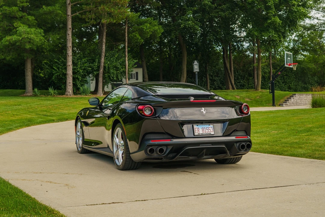 2019 Ferrari Portofino - Image 7 of 31