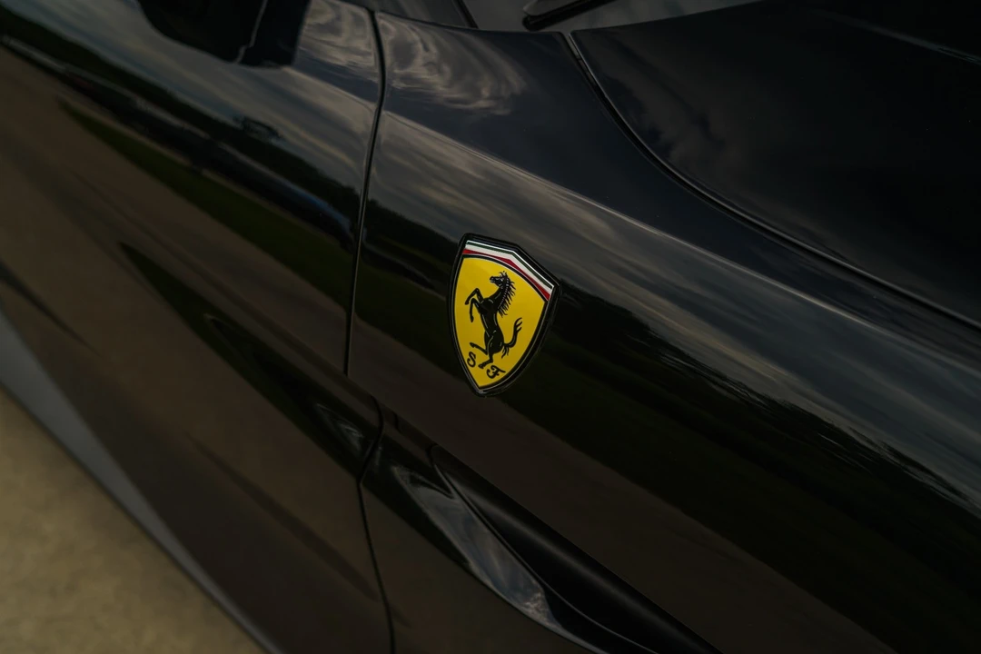 2019 Ferrari Portofino - Image 19 of 31