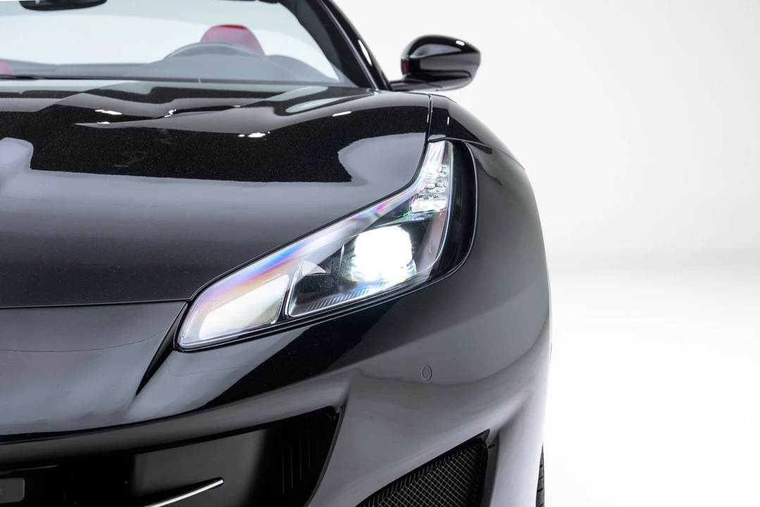 2019 Ferrari Portofino - Image 14 of 21