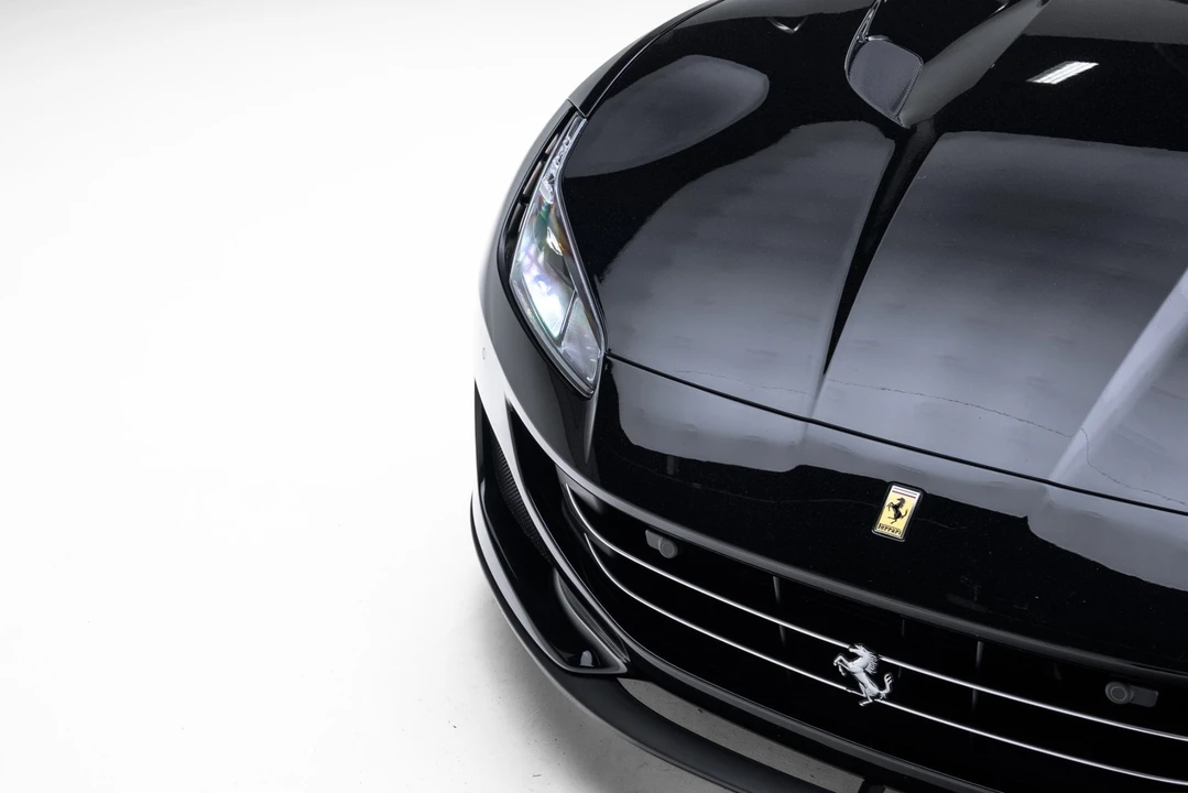 2019 Ferrari Portofino - Image 13 of 31