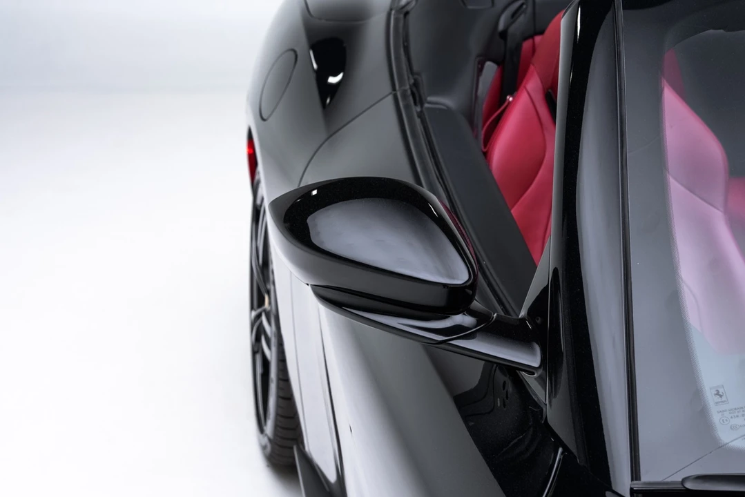 2019 Ferrari Portofino - Image 17 of 31