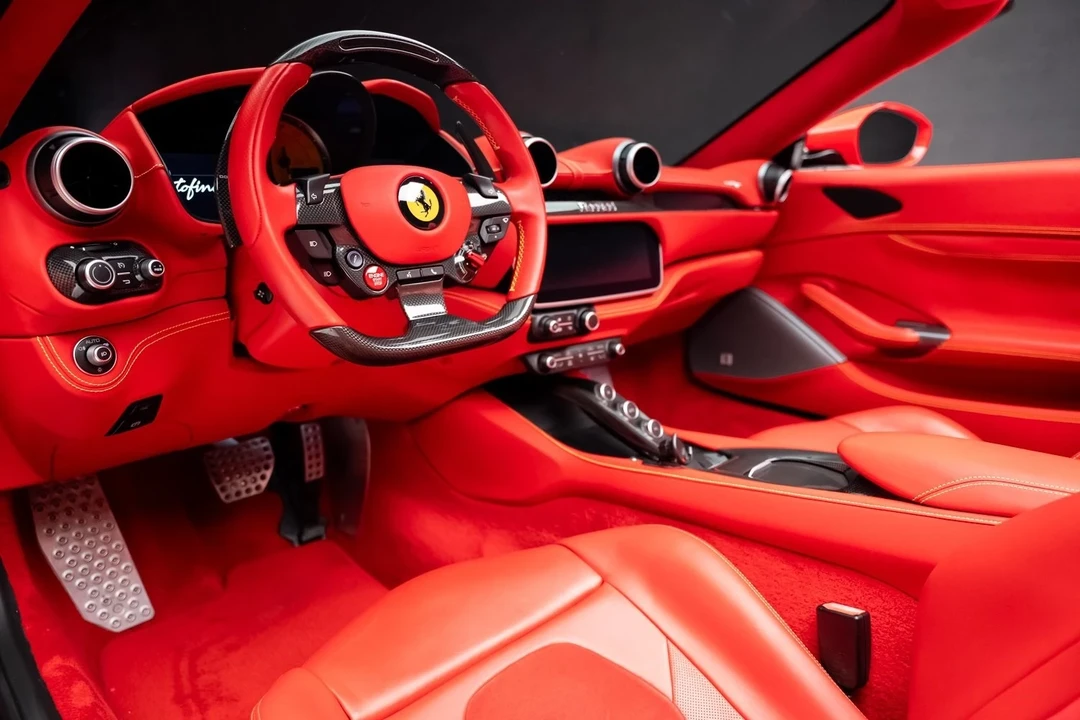 2019 Ferrari Portofino - Image 2 of 21