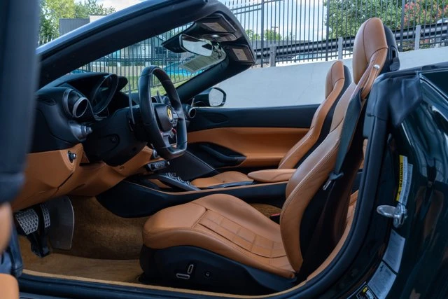 2019 Ferrari Portofino - Image 30 of 31