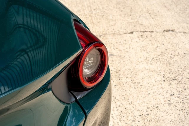 2019 Ferrari Portofino - Image 17 of 31