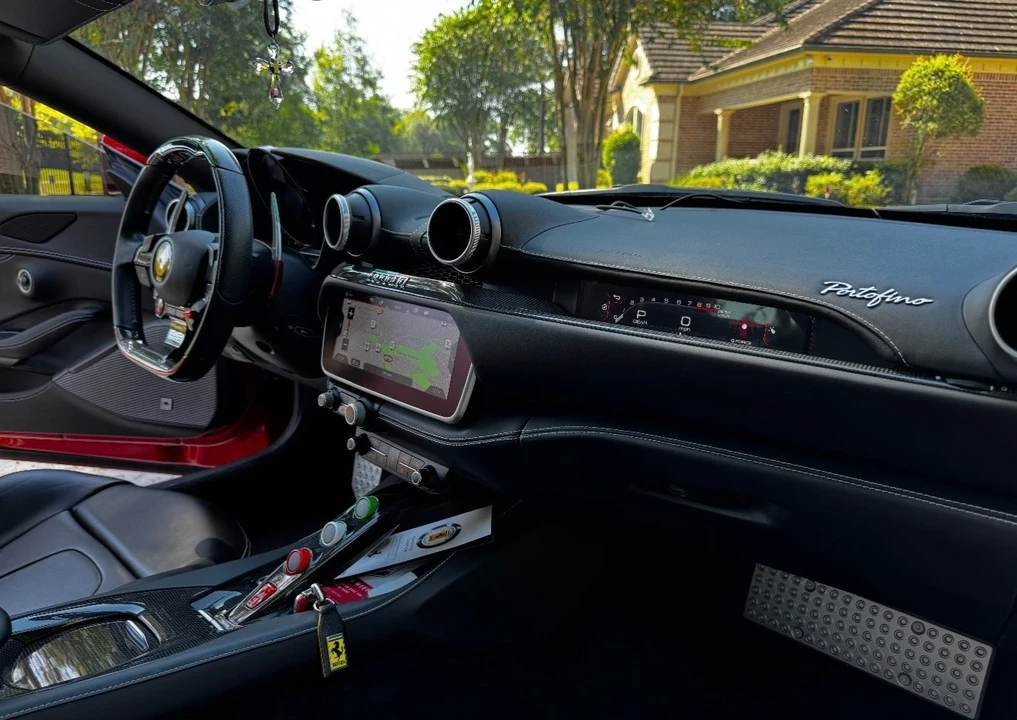 2019 Ferrari Portofino - Image 12 of 12