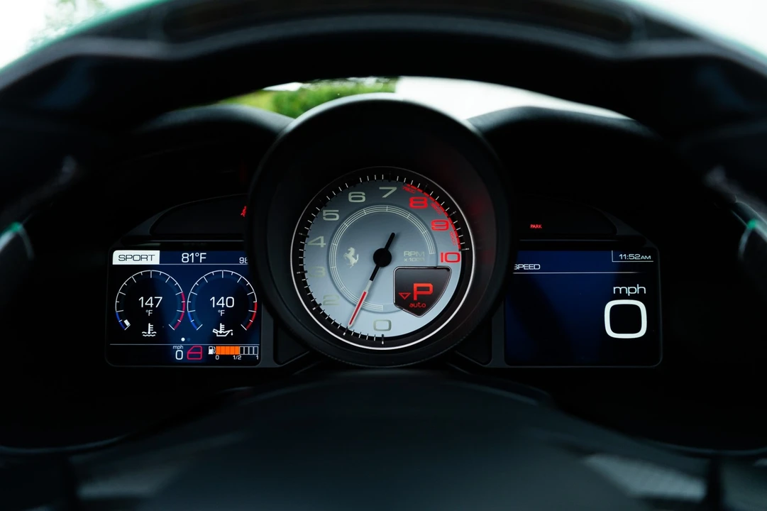 2019 Ferrari Portofino - Image 10 of 21