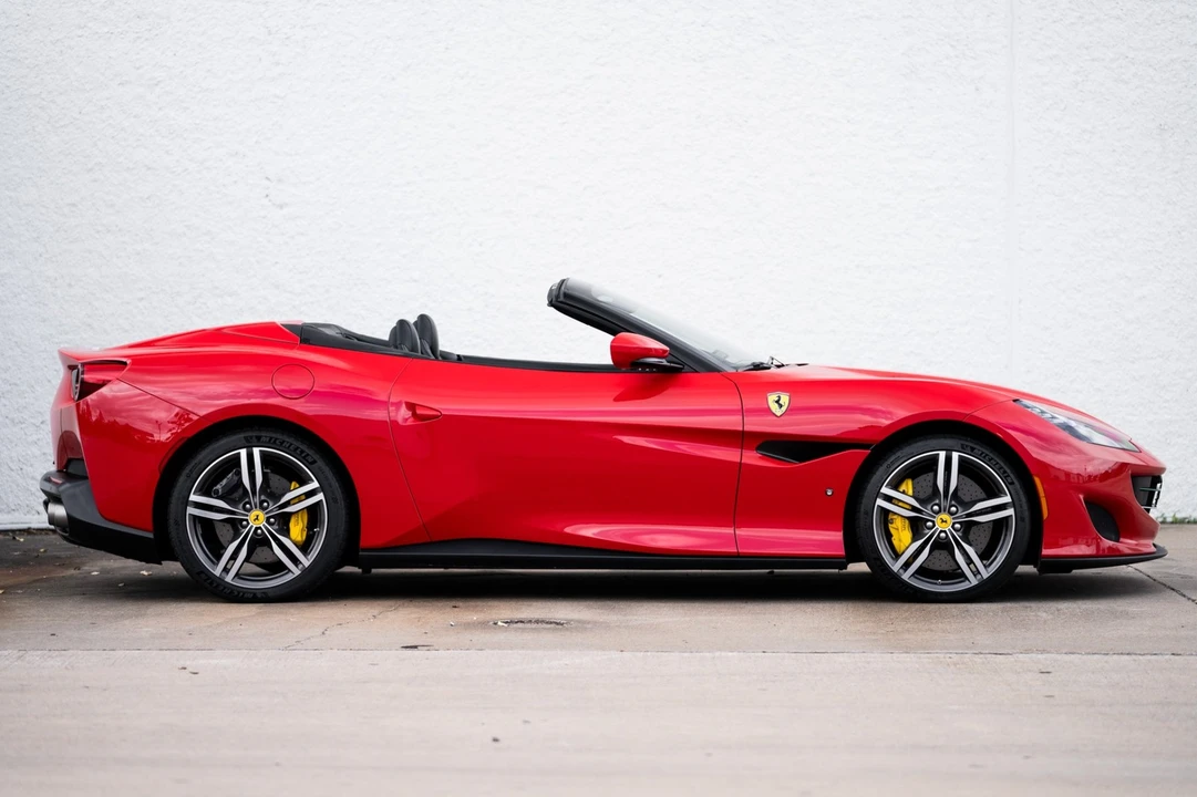 2019 Ferrari Portofino - Image 16 of 21