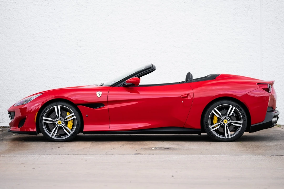 2019 Ferrari Portofino - Image 13 of 31