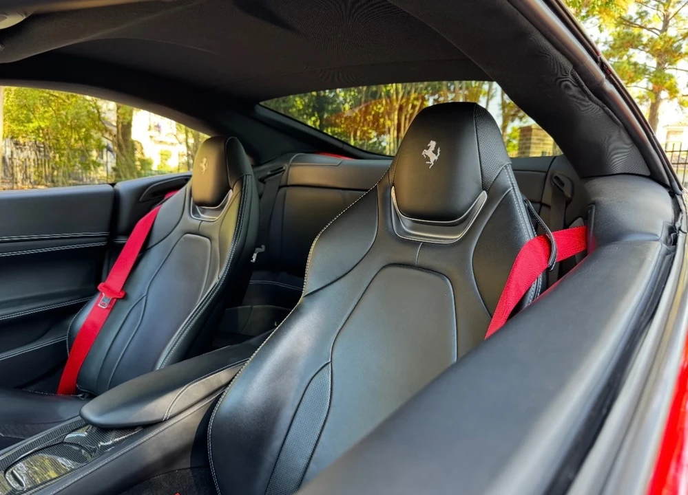 2019 Ferrari Portofino - Image 11 of 12