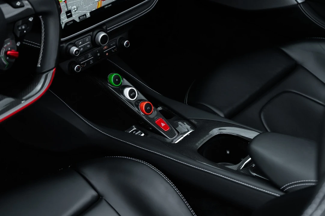 2019 Ferrari Portofino - Image 20 of 21