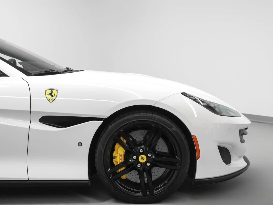 2019 Ferrari Portofino - Image 10 of 31