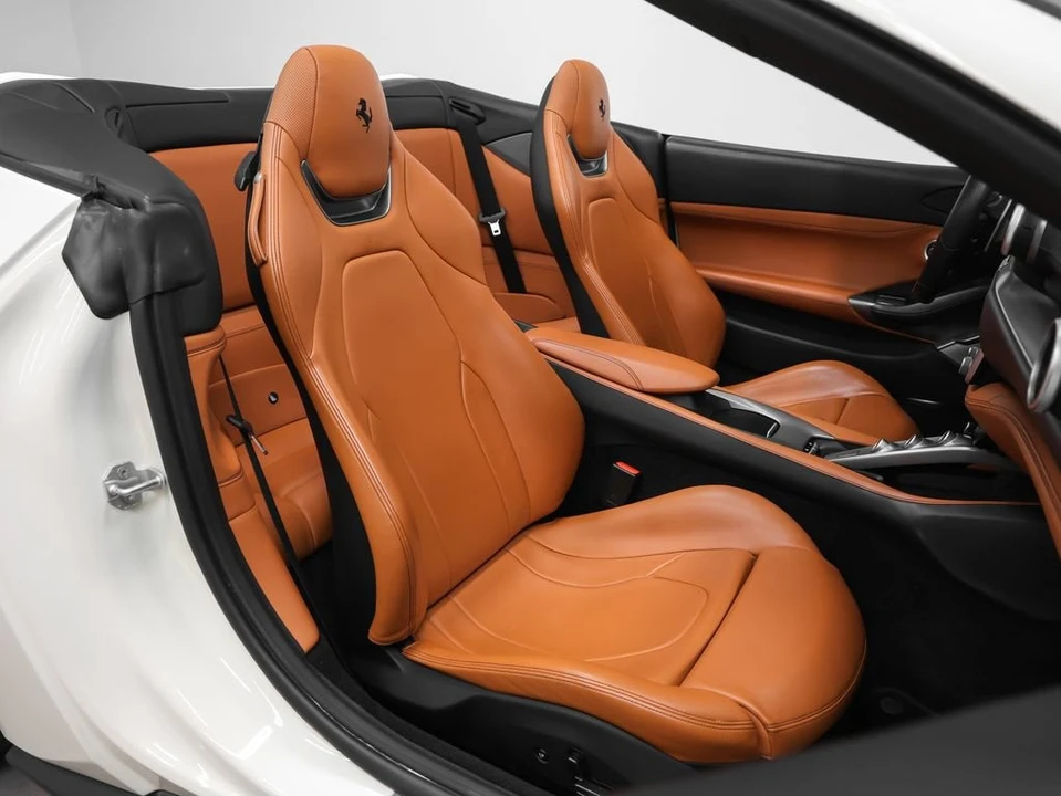 2019 Ferrari Portofino - Image 23 of 31