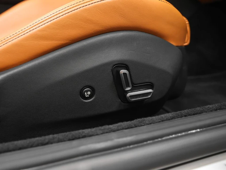 2019 Ferrari Portofino - Image 20 of 31