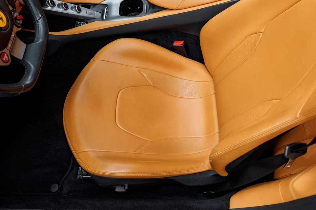 2019 Ferrari Portofino - Image 29 of 31