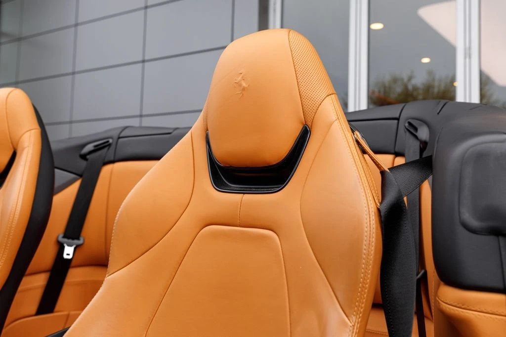 2019 Ferrari Portofino - Image 24 of 31