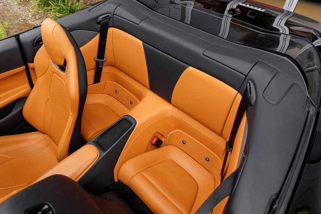 2019 Ferrari Portofino - Image 21 of 31