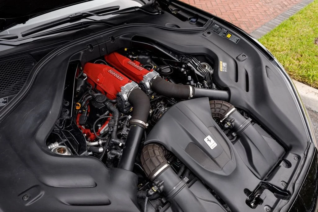 2019 Ferrari Portofino - Image 11 of 31