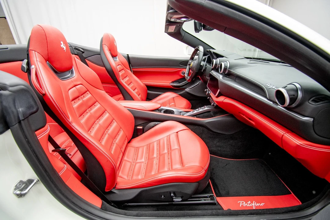 2019 Ferrari Portofino - Image 23 of 31