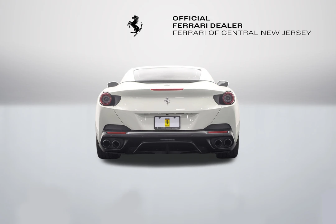 2019 Ferrari Portofino - Image 13 of 31