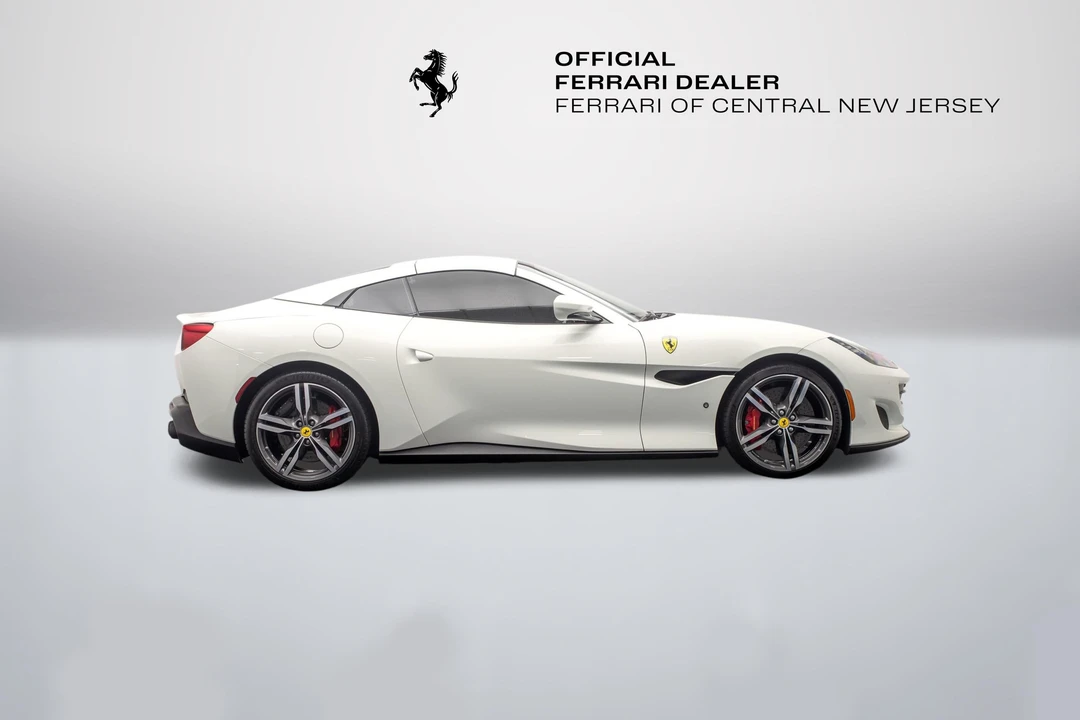 2019 Ferrari Portofino - Image 11 of 31