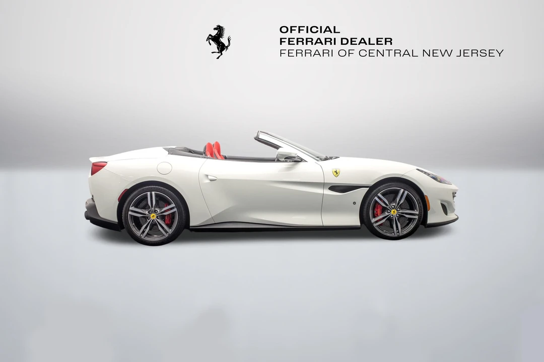 2019 Ferrari Portofino - Image 2 of 31