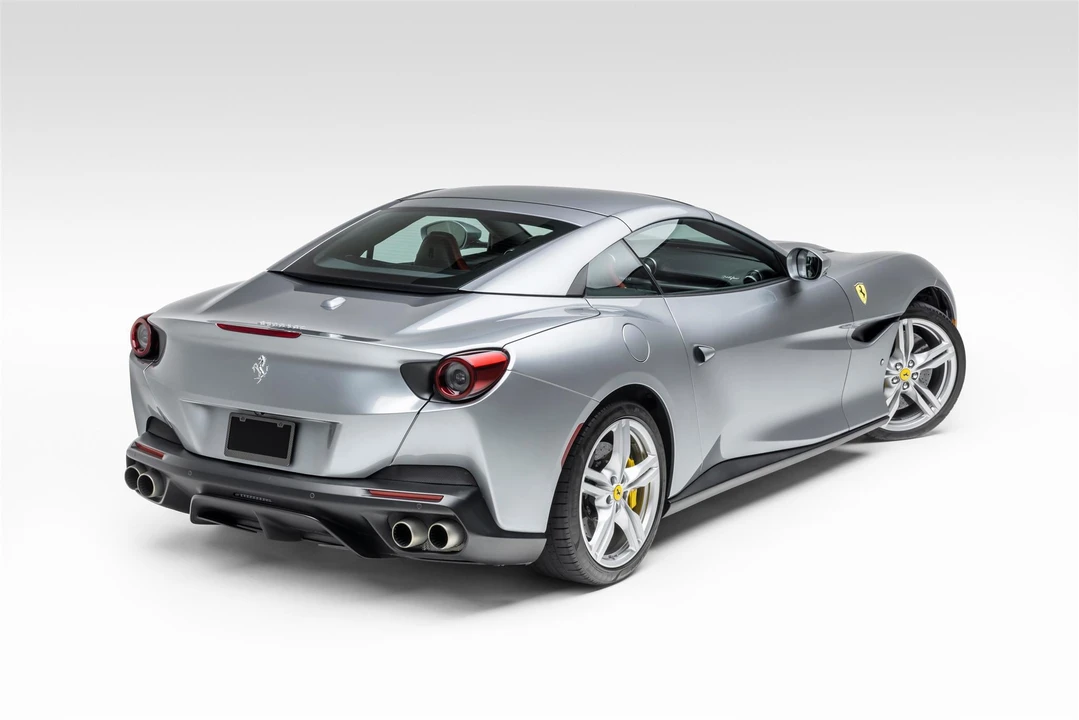2019 Ferrari Portofino - Image 7 of 31