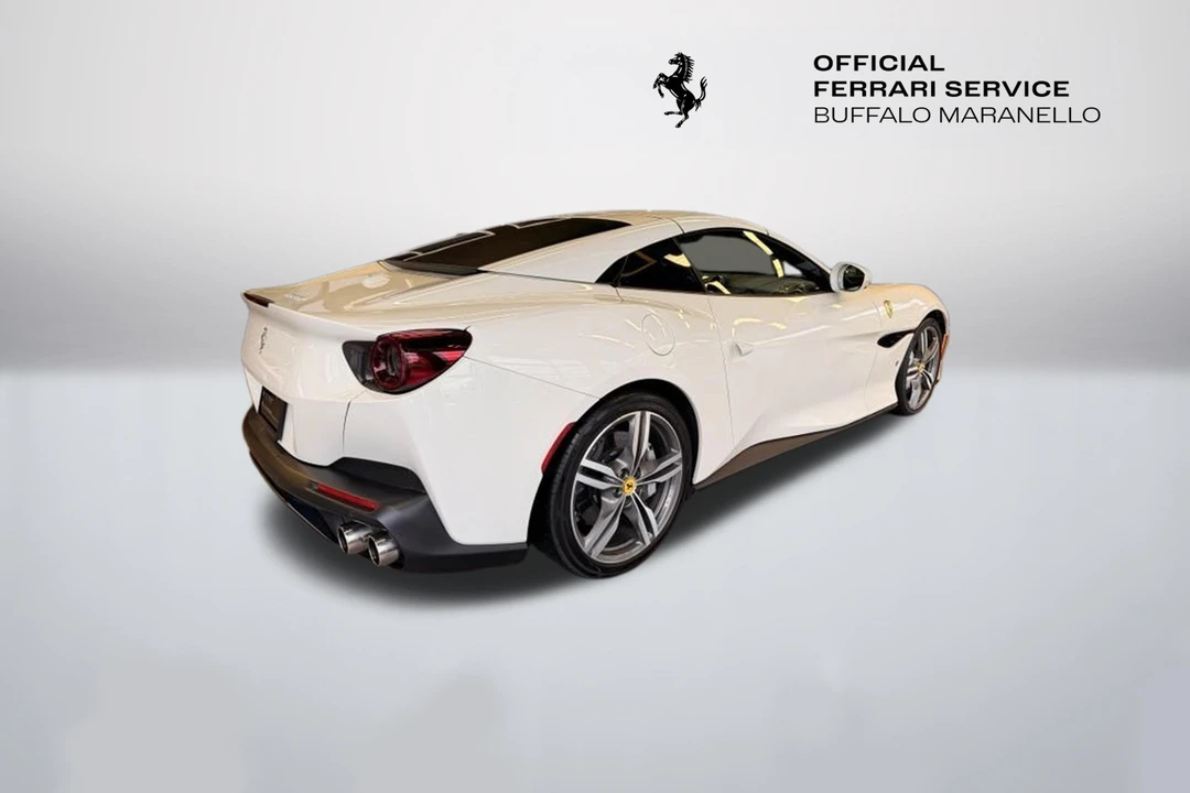2019 Ferrari Portofino - Image 11 of 31