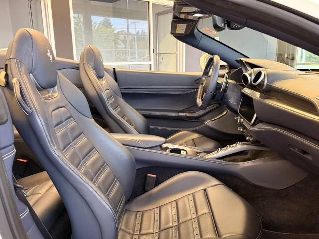 2019 Ferrari Portofino - Image 25 of 31