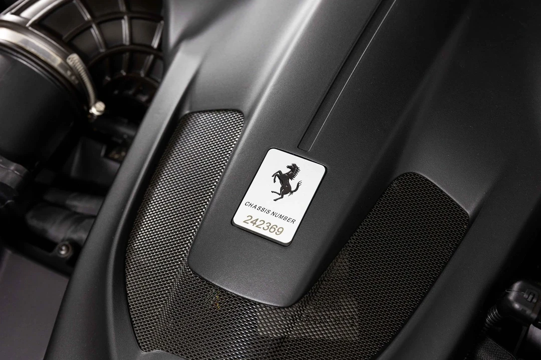2019 Ferrari Portofino - Image 13 of 21