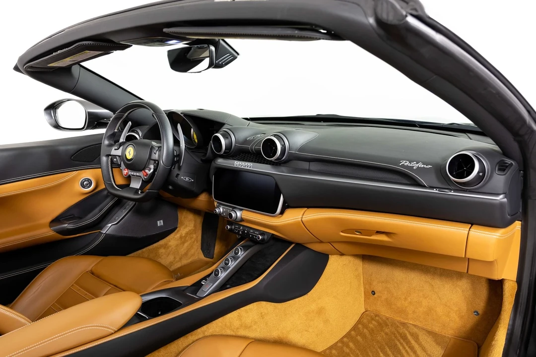 2019 Ferrari Portofino - Image 15 of 21