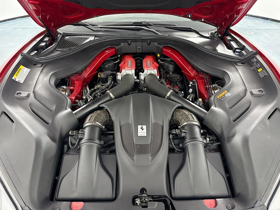 2019 Ferrari Portofino - Image 30 of 31