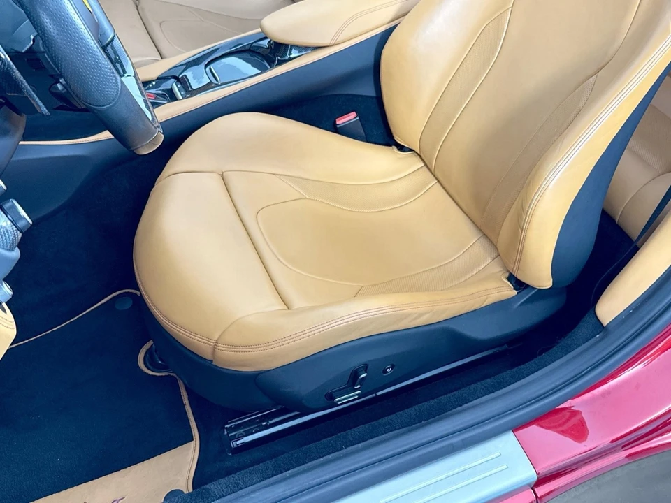 2019 Ferrari Portofino - Image 22 of 31