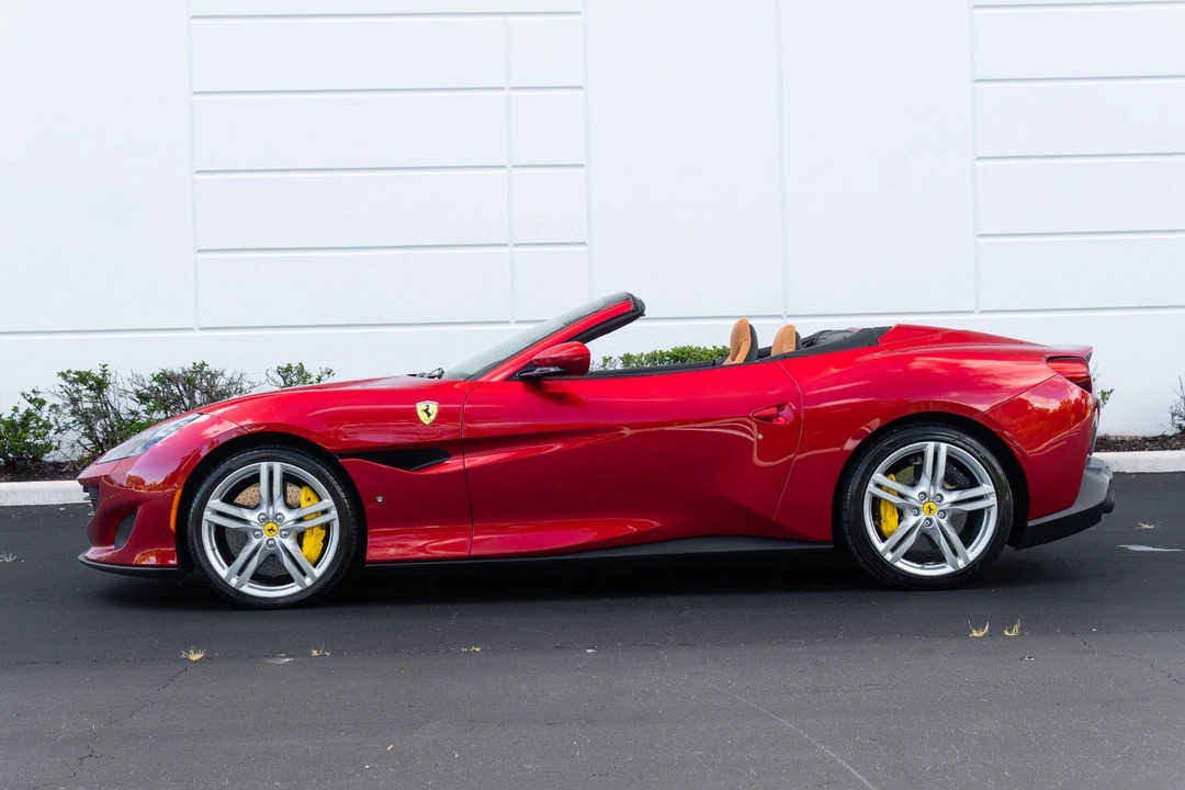 2019 Ferrari Portofino - Image 24 of 31