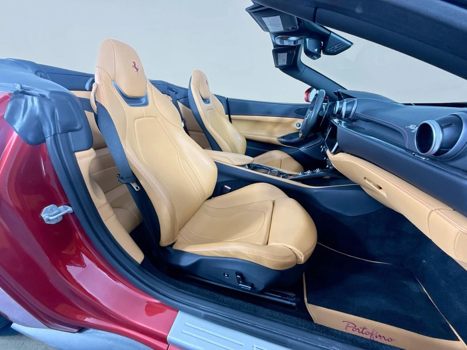 2019 Ferrari Portofino - Image 28 of 31