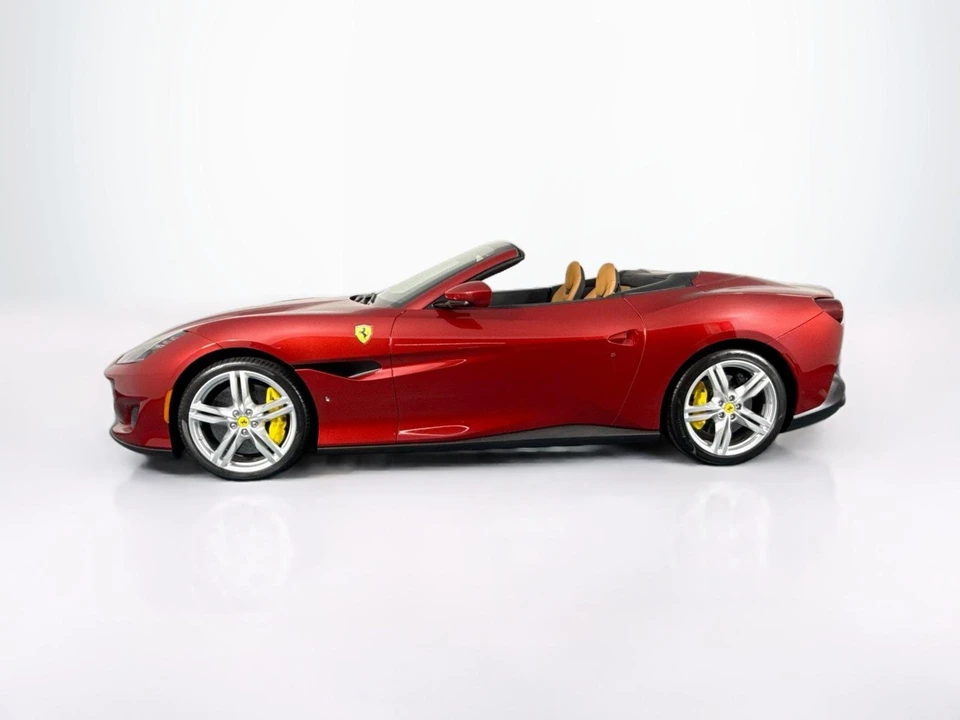2019 Ferrari Portofino - Image 9 of 31