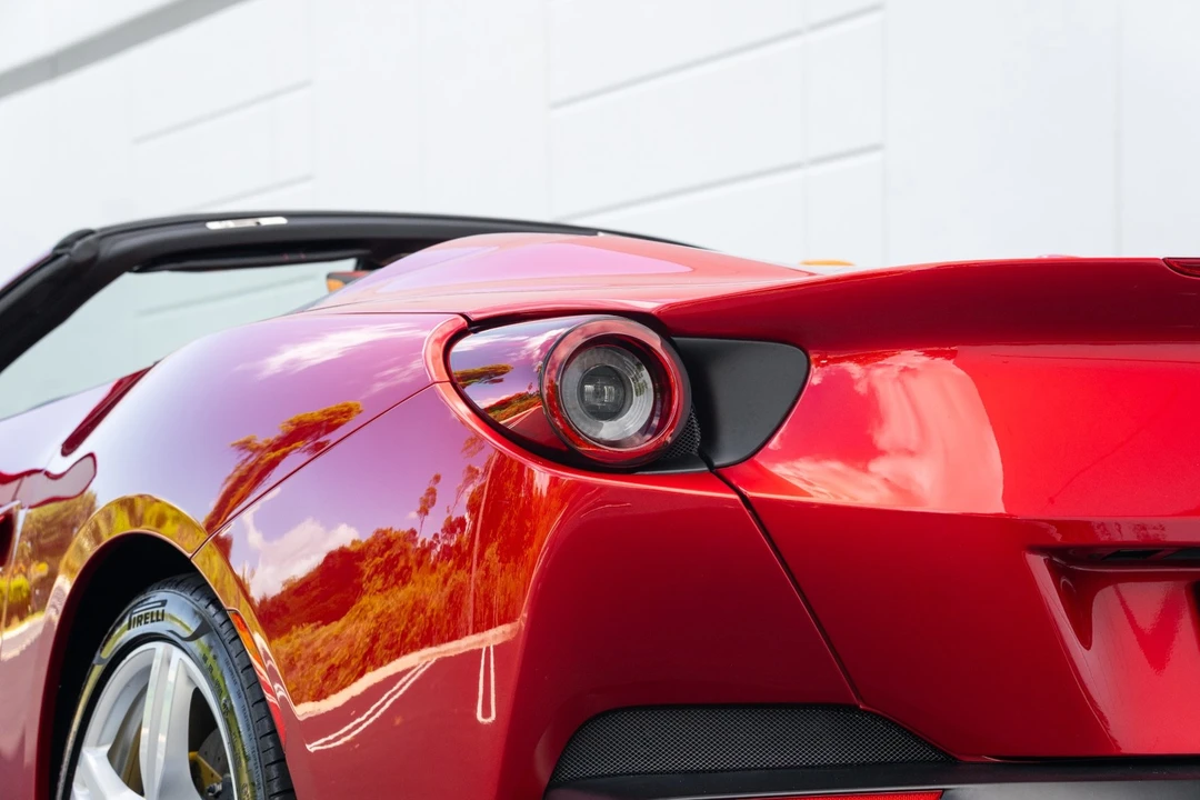 2019 Ferrari Portofino - Image 30 of 31